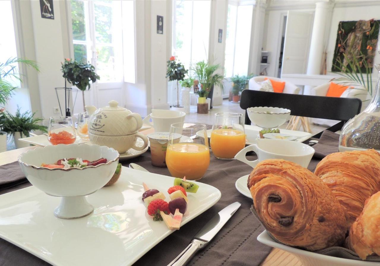 Domaine Du Plessis Grimaud Bed & Breakfast Saint-Viaud Exterior photo